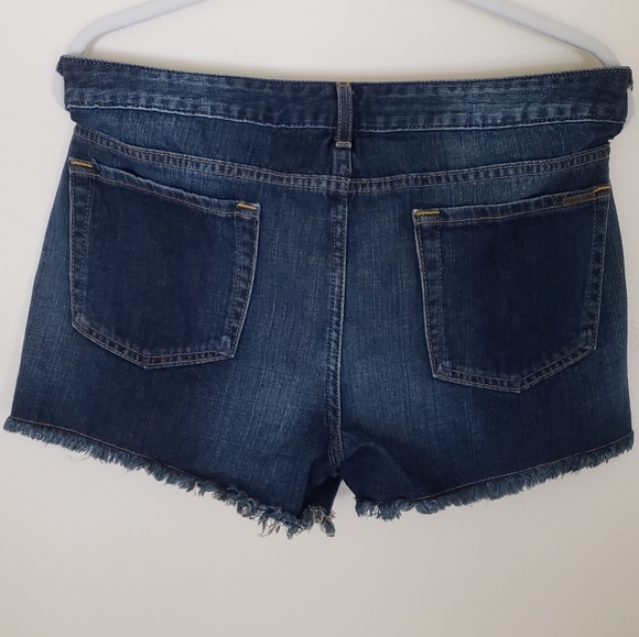 Michael Kors Distressed Bottom Shorts - Picture 3 of 5